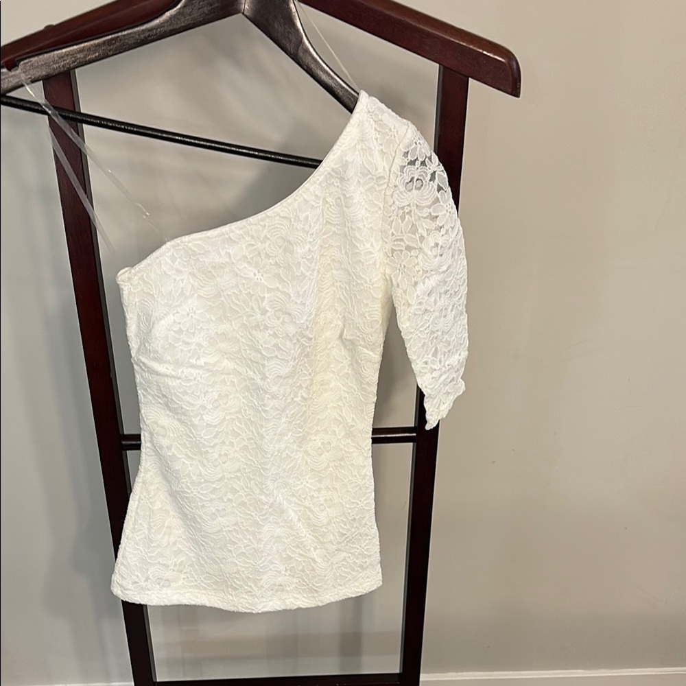 2 for $30 Guess Asymmetrical White Blouse with Textured Fabric